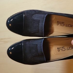 MOT-CLe navy blue wedges EUC 7.5 or 8